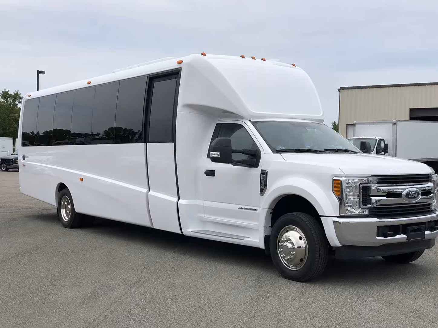 18 passenger minibus