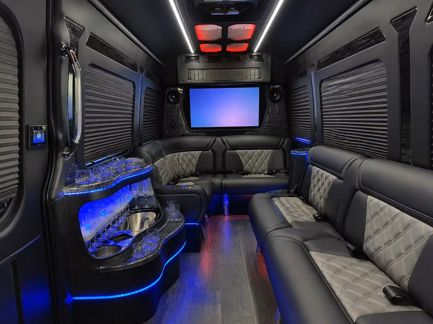team building and corporate retreat transportation throughout san diego county